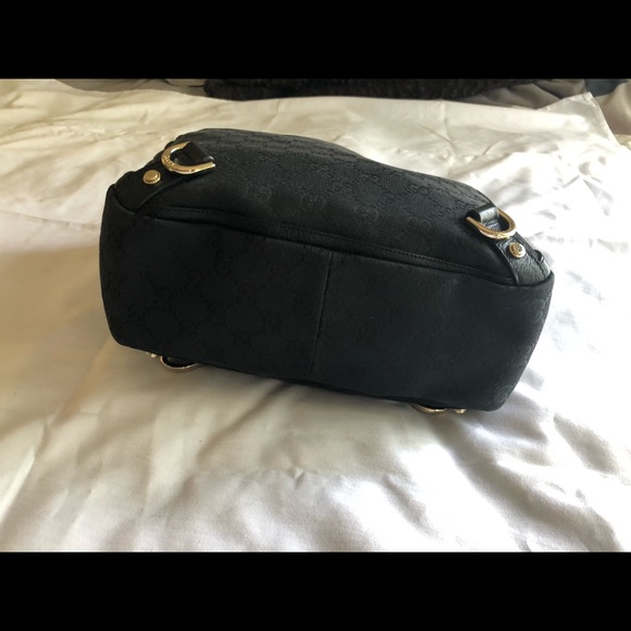 Gucci Small GG Canvas Abbey Tote - Picture 4 of 10